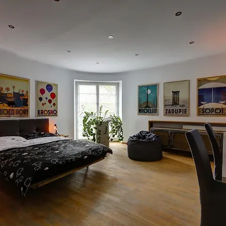Apartment Elsterska Warsaw