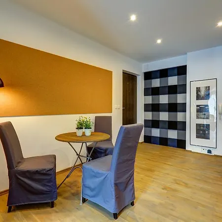 Elsterska Apartment *